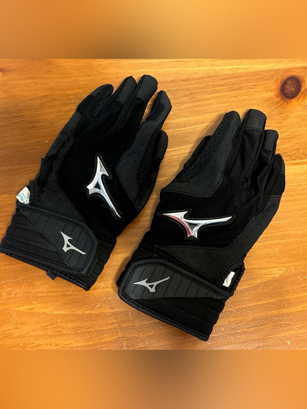 Mizuno Women's Jennie Finch Softball Batting Gloves, size Small